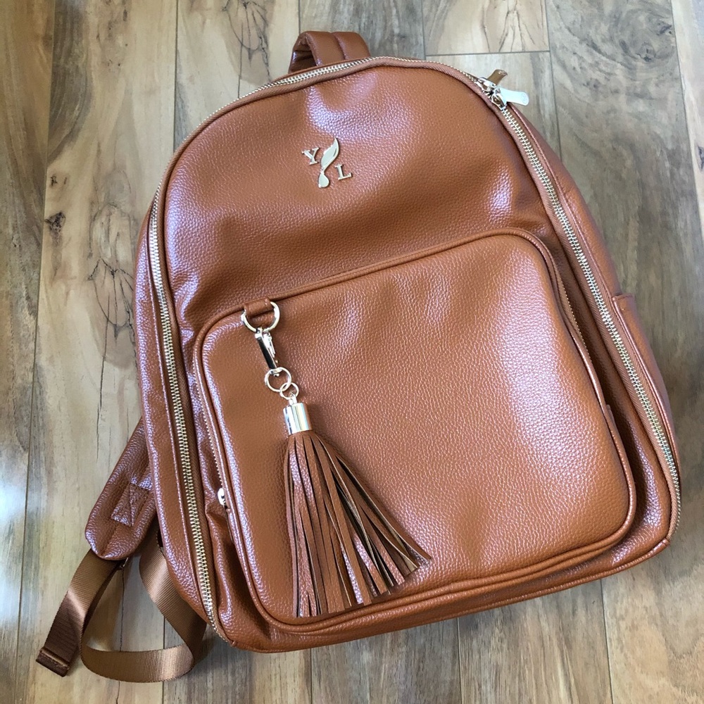 ✨EXCLUSIVE✨YL🌱Essential Oil Backpack‼️